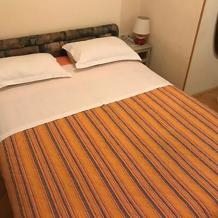 بيت ضيافة Anthea 3*