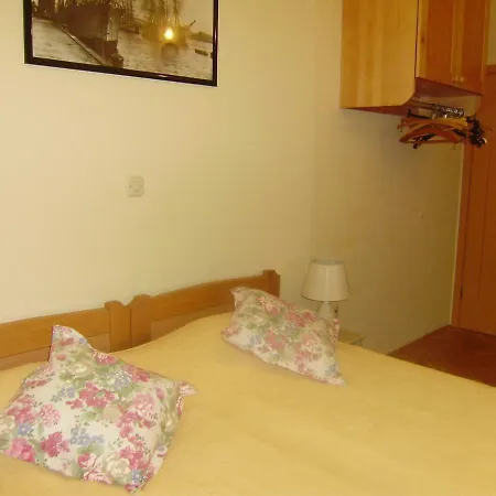 بيت ضيافة Anthea 3*