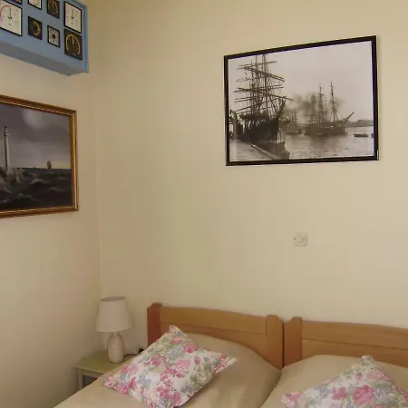 Anthea بيت ضيافة 3*