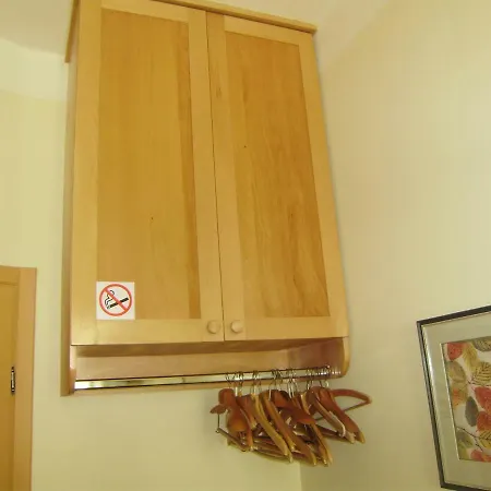 Anthea Guest house 3*