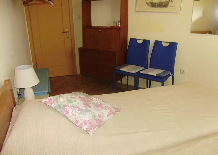 Anthea בית הארחה